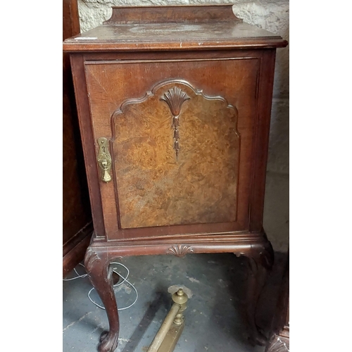 58 - Bedside Locker (Matches Wardrobe - Lot 54)