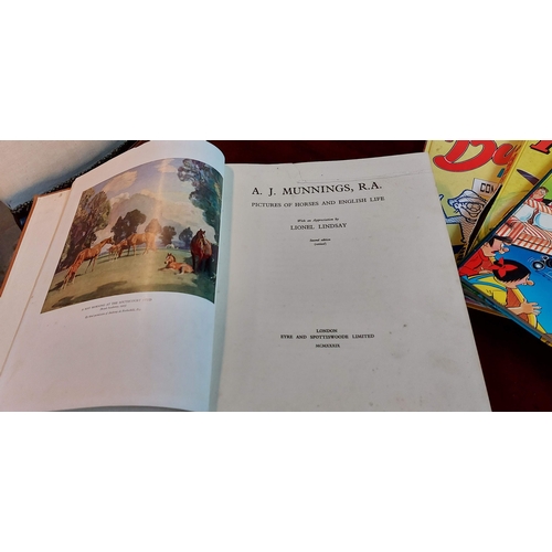 621 - Munnings Horse Book & Comic Books