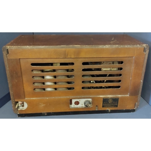 260 - Wood Cased Radio (Large)