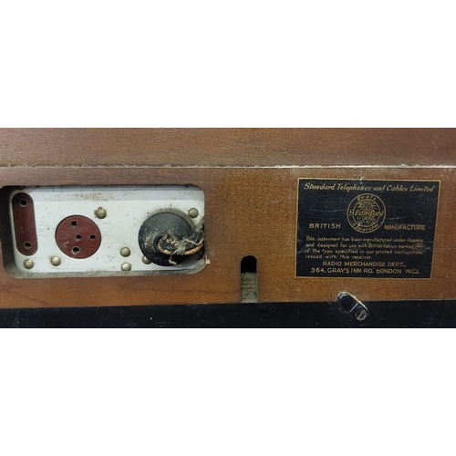 260 - Wood Cased Radio (Large)