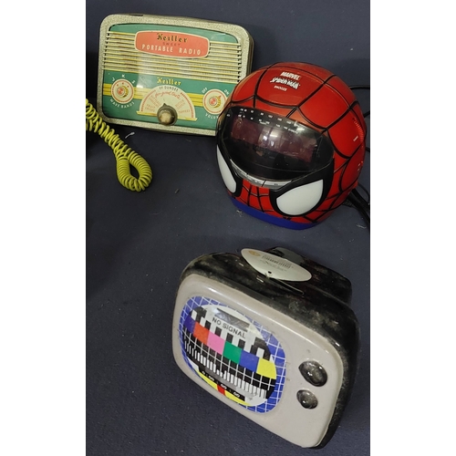 311 - Children’s Lot Incl. Talking Radio