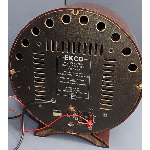 380 - Ekco E Radio (Circular Bakelite)