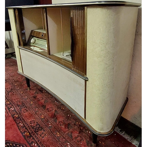 514 - Retro Radiogram (Folding Doors)