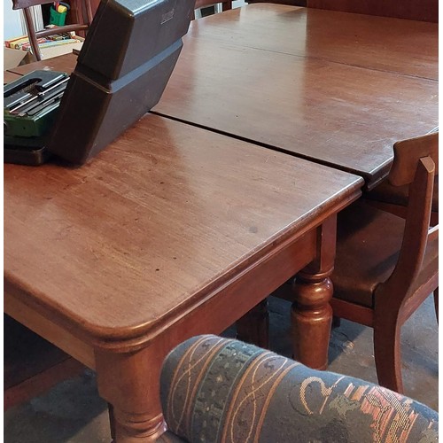 137 - Victorian Mahogany Extending Dining Table
Size C. 9 and a half foot x 4 and a half foot