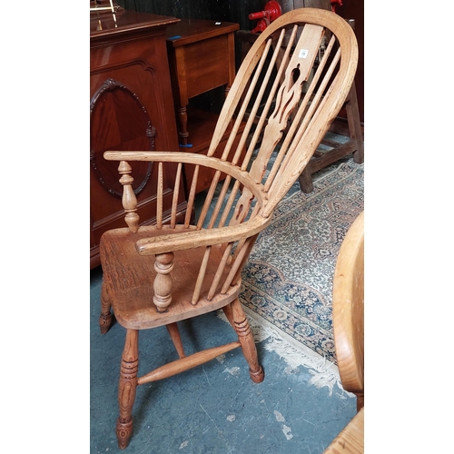 170 - Light Coloured Windsor Chair