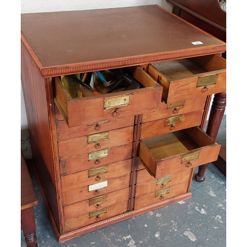 280 - Collectors Cabinet with 18 Drawers