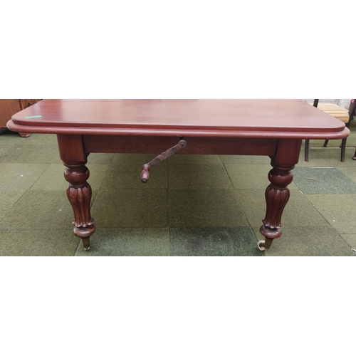 460 - Victorian Dining Table with 4 Extra Leaves and Additional Centre Leg - C. 400cm L x 140cm W (With Al... 