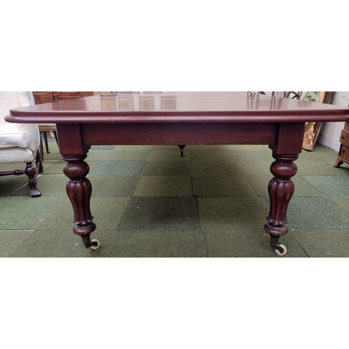 460 - Victorian Dining Table with 4 Extra Leaves and Additional Centre Leg - C. 400cm L x 140cm W (With Al... 