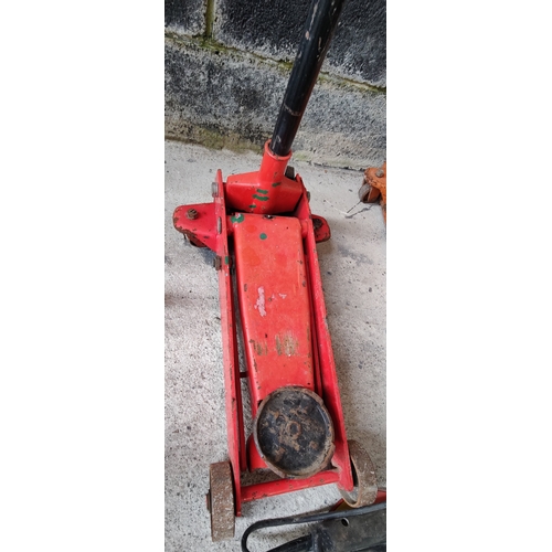 150 - Red Trolley Jack