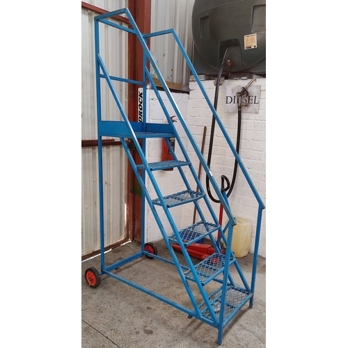 47 - Mobile Ladder Platform - 6 Step