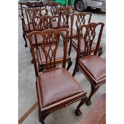 92 - Set of 8 Mahogany Chippendale Style Dining Chairs. 2 Carvers and 6 Chairs