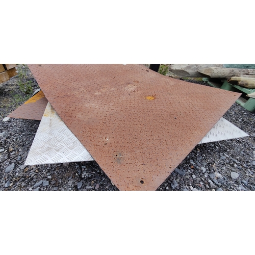 266 - 3 Sheets of Checker Plate Metal Cladding / Trailer Bases