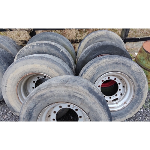 273 - 7 x 10 Stud Truck Wheels