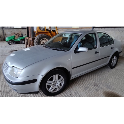 279 - Volkswagon Bora 2002. Petrol. inc Logbook. No NCT