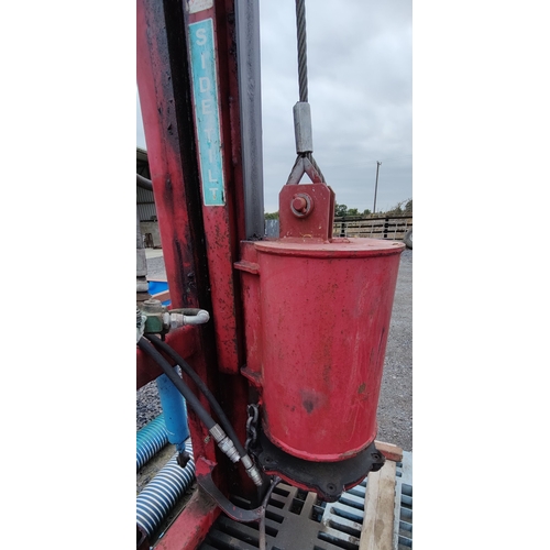 299 - Malone Hydraulic Post Driver with Side Tilt