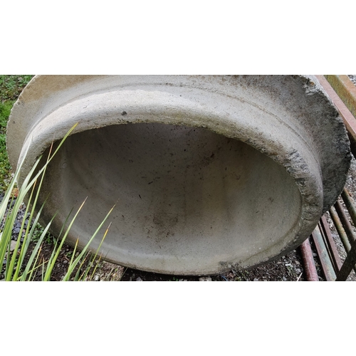 325 - Concrete Drainage Pipe - C. 3 Foot Inner Diameter x 8 Foot L