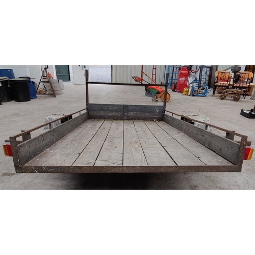 255 - Flatbed Single Axle Trailer - 9 foot x 5 foot