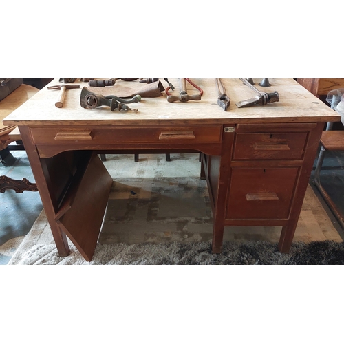 563 - Oak Office Desk - C. 125cm W x 80cm D x 77cm H