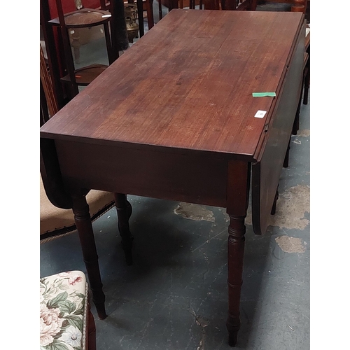 39 - Georgian Mahogany Drop Leaf Pembroke Table - C. 112cm W x 57cm D x 74cm H