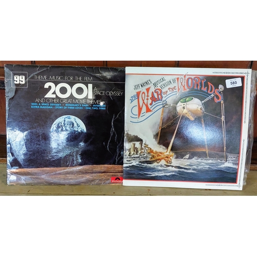 580 - 2 Vinyl Records - War of the Worlds, 2001 A Space Odyssey