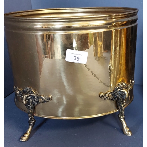 39 - 2 Polished Brass Planters on Lionshead Feet - C 24cm H