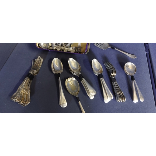 68 - Lot of Misc Silver Plate Cutlery inc some Kings Pattern