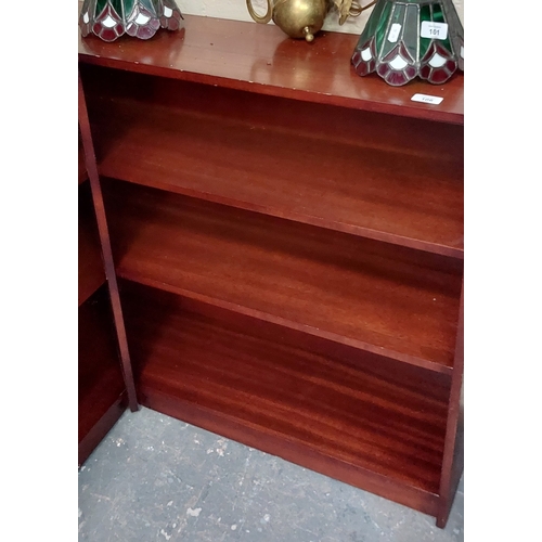 106 - Mahogany Corner / L Shaped Bookshelf - C. 92cm x 92cm x 81cm H