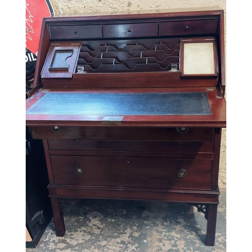 170 - Fine Edwardian Bureau with Sliding Fitted Interior and Leather Writing Slope - C. 78cm W x 47cm D x ... 