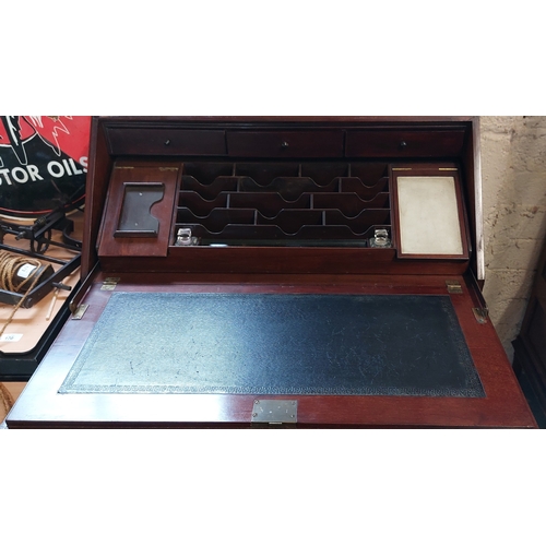 170 - Fine Edwardian Bureau with Sliding Fitted Interior and Leather Writing Slope - C. 78cm W x 47cm D x ... 