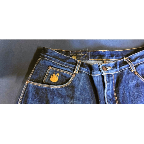 180 - Vintage Gloria Vanderbilt Jeans - Size 16