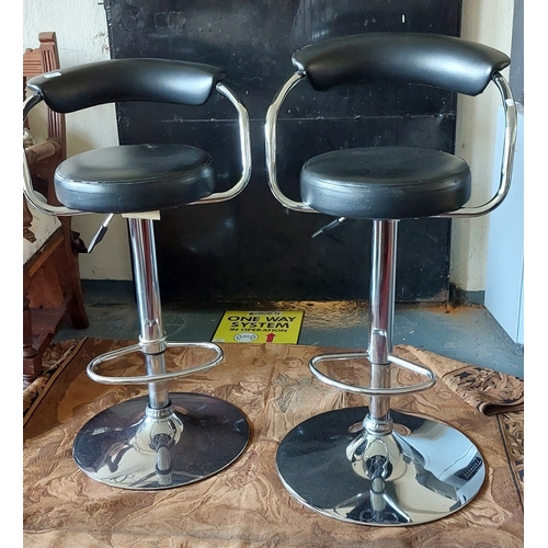 611 - Pair of Chrome Breakfast Bar Stools