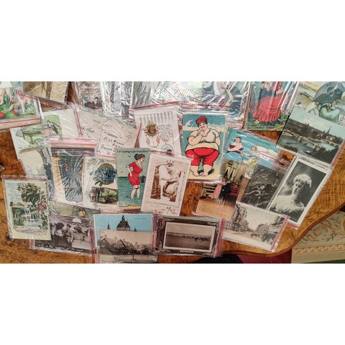 571 - Collection of Postcards