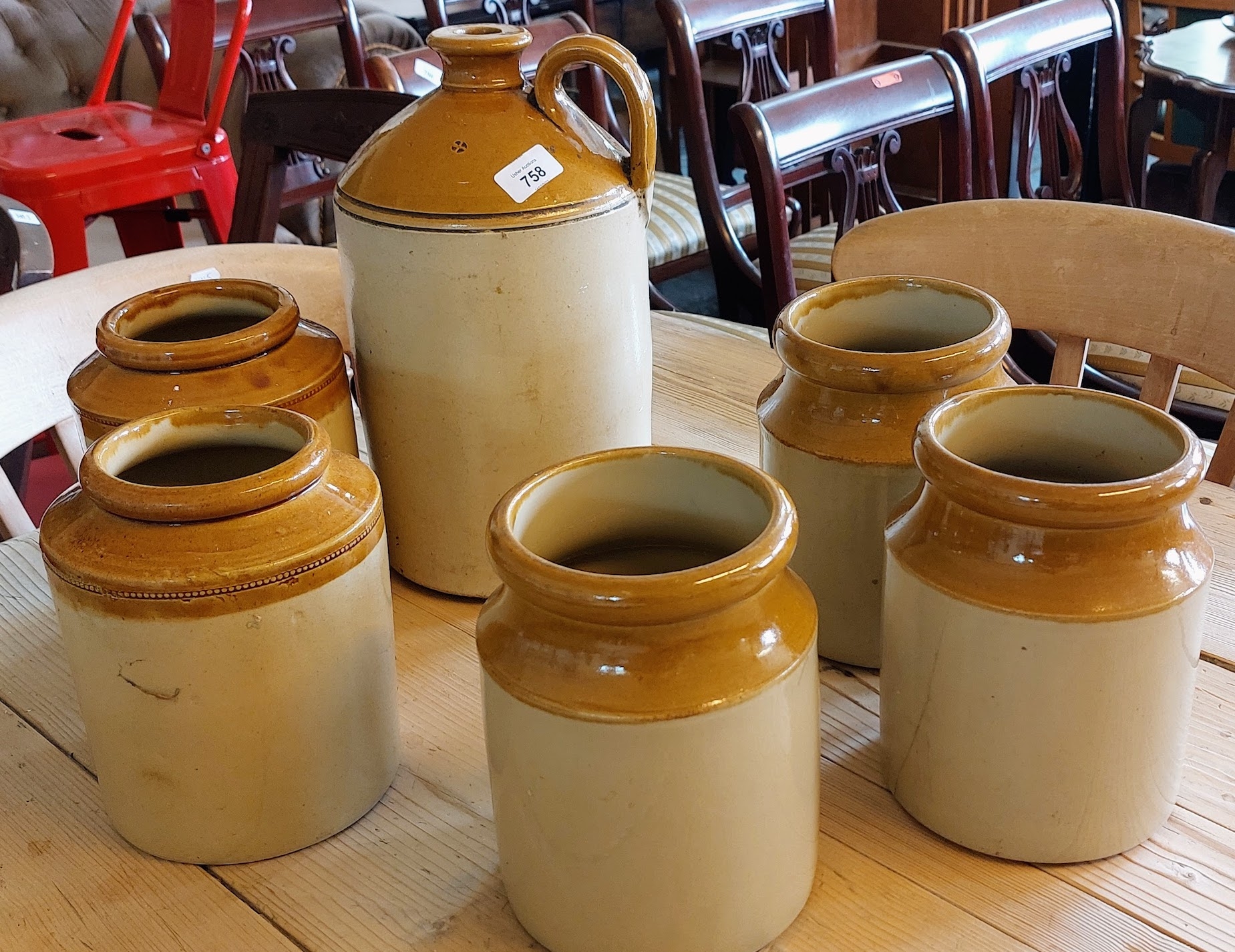 6 Earthenware Jars