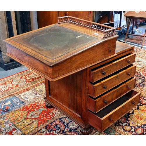 268 - Rosewood Sliding Top Davenport with Gilt Tooled Leather Slope and 4 Drawers to one Side. - C. 59cm W... 