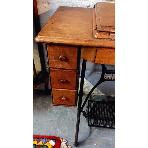 11 - Singer Sewing Machine with Metal Base & Drawers