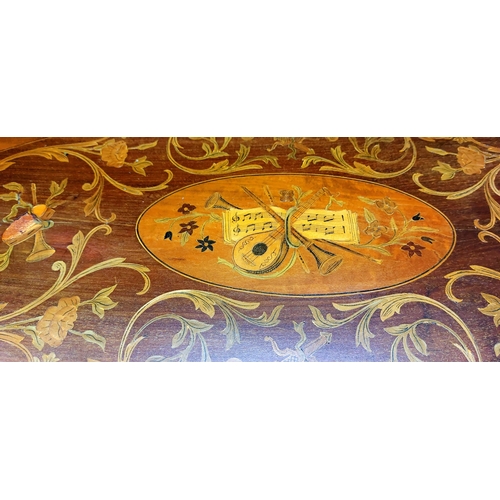 54 - Oval Inlaid Mahogany Table Centerpiece - C. 70cm W