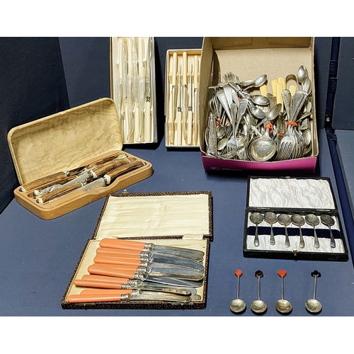 81 - Good Collection of Silver Plate Cutlery inc Boxed Spoons, Fruit Knives etc