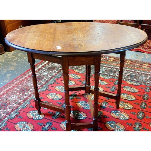 238 - Neat Drop Leaf D-End Gate Leg Table - C. 60cm W x 36cm D x 66cm H