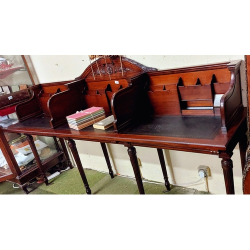 672 - Mahogany Tooled Leather Top 3-Bay Fitted Clerks Desk on Tapered Column Legs - C. 210cm W x 54cm D x ... 