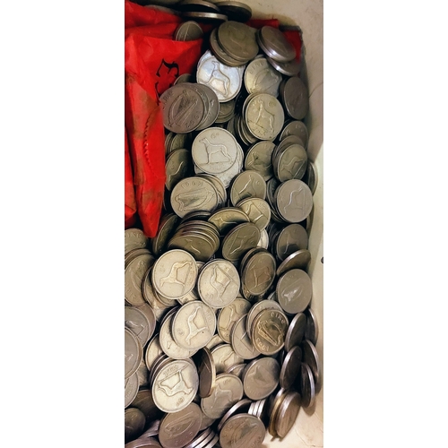 675 - Large Collection of Coins