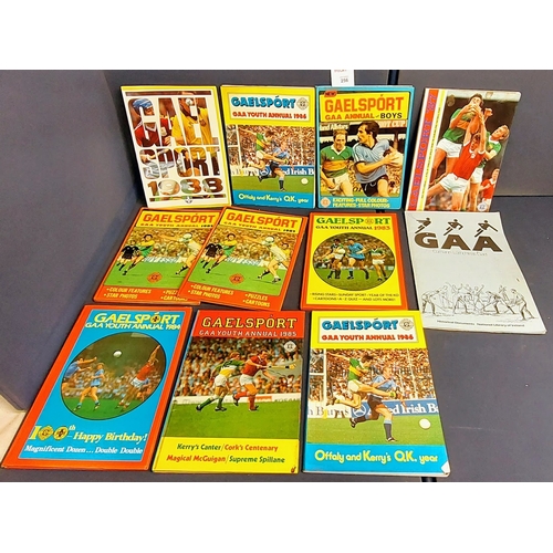 256 - GAA Gaelsport Annuals