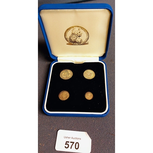 570 - Edward VII Maundy Money 4 Coin Set 1904 & Cased Queen Victoria Coin Set