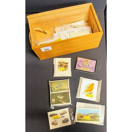 666 - Collection of Cigarette Cards etc