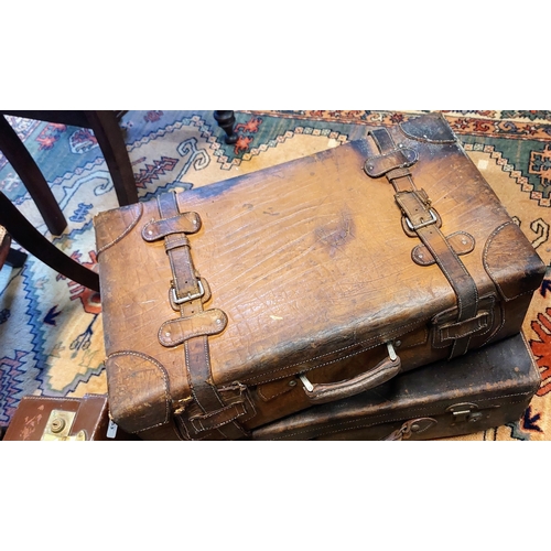 253 - 3 Vintage Suitcases