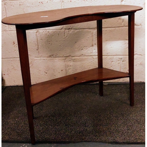 398 - Georgian Mahogany Reniform Side Table - C. 86cm W x 73cm H