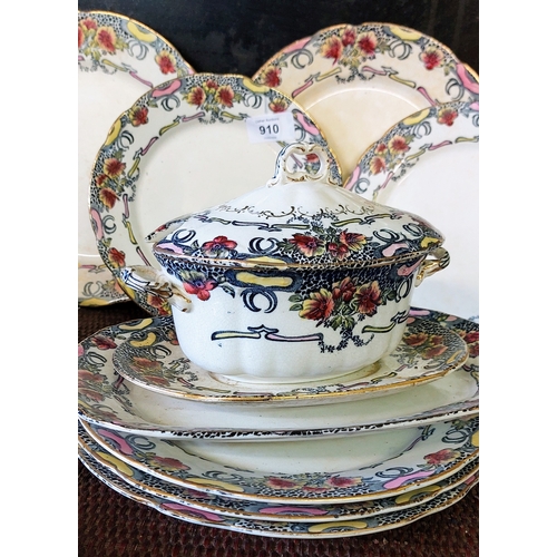 910 - 33 Pieces English Ironstone Dinnerware