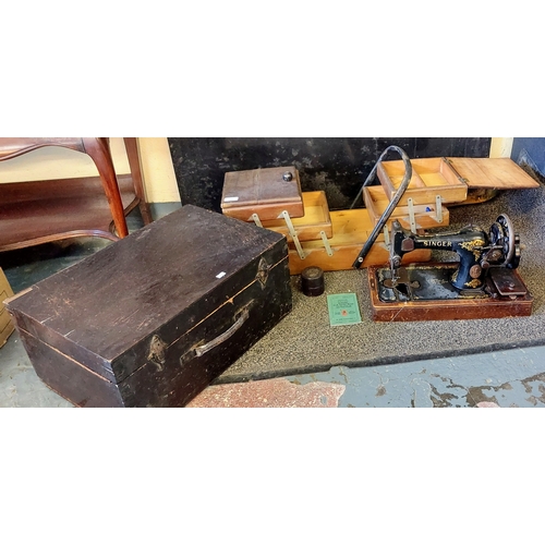 920 - Vintage Sewing Box & Cased Singer Sewing Machine