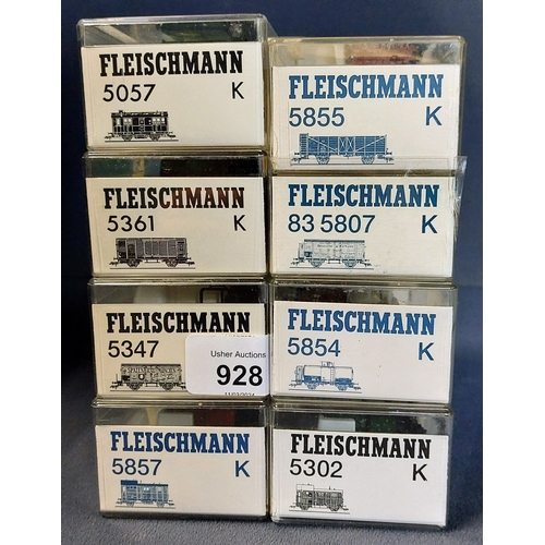 928 - 8 Fleischmann Cased Wagons / Carriages - 5855, 83 5807, 5857, 5854, 5347, 5057, 5361, 5302