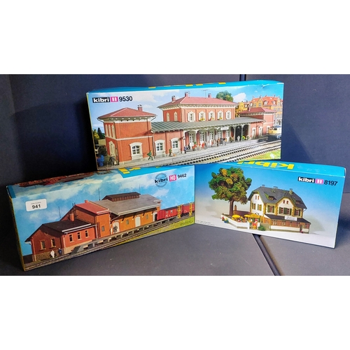 941 - 3 x Kibri HO Model Buildings - B-9462, 8179, 9530