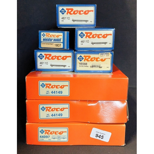 945 - 8 Boxed Rocco HO Wagons / Carriage and Carriage Sets - 46110, 46110, 46588, 46110, 44097 (3 carriage... 